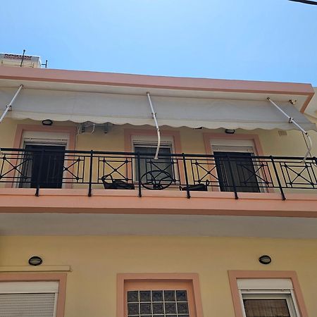 Eirini'S Apt Heraklion  Ngoại thất bức ảnh