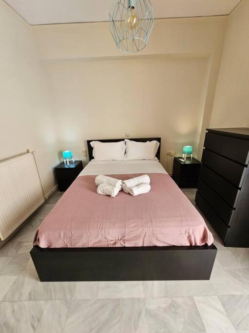 Eirini'S Apt Heraklion  Ngoại thất bức ảnh