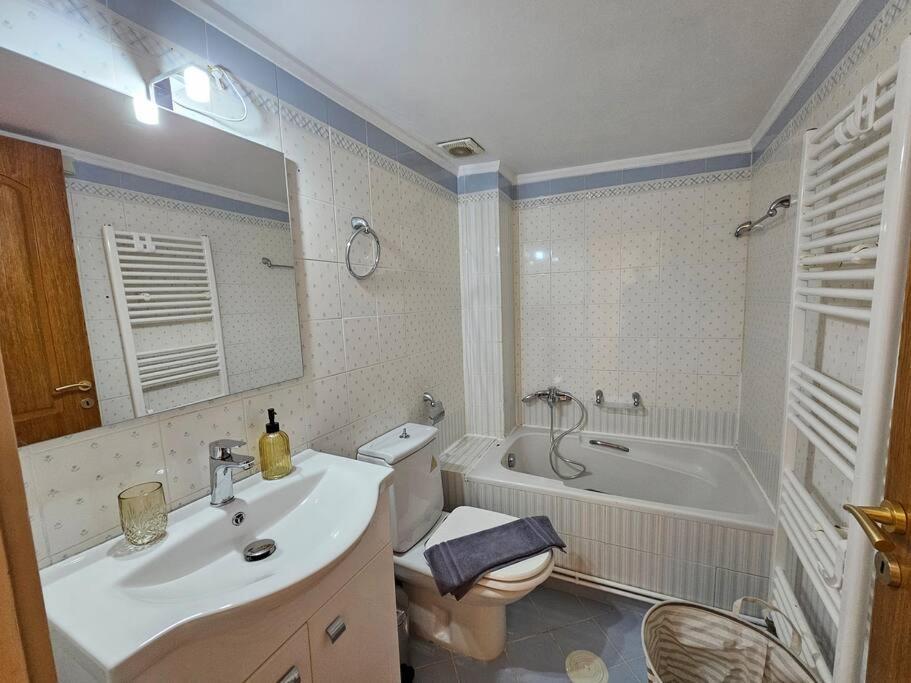 Eirini'S Apt Heraklion  Ngoại thất bức ảnh
